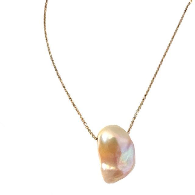 Peachy Pink South Sea Pearl Pendant Necklace