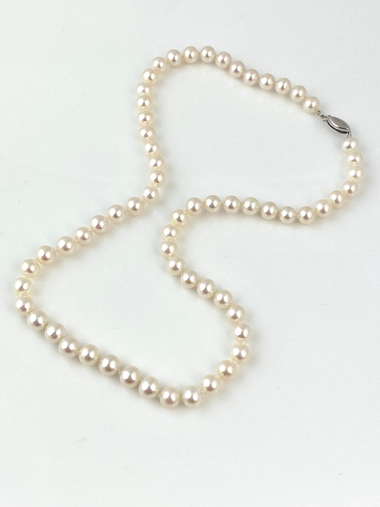 White Cultured Freshwater Pearl Necklace