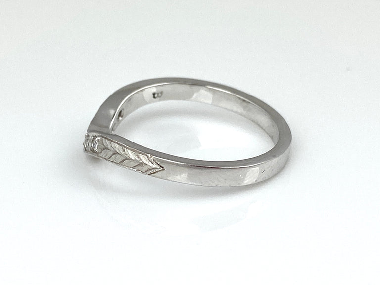 Platinum + Diamond Chevron Band