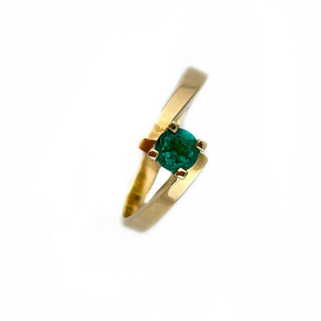 Emerald Solitaire Ring