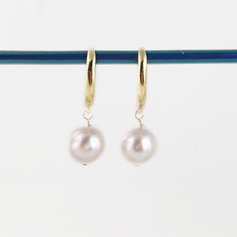 Peachy Pink Pearl Earrings