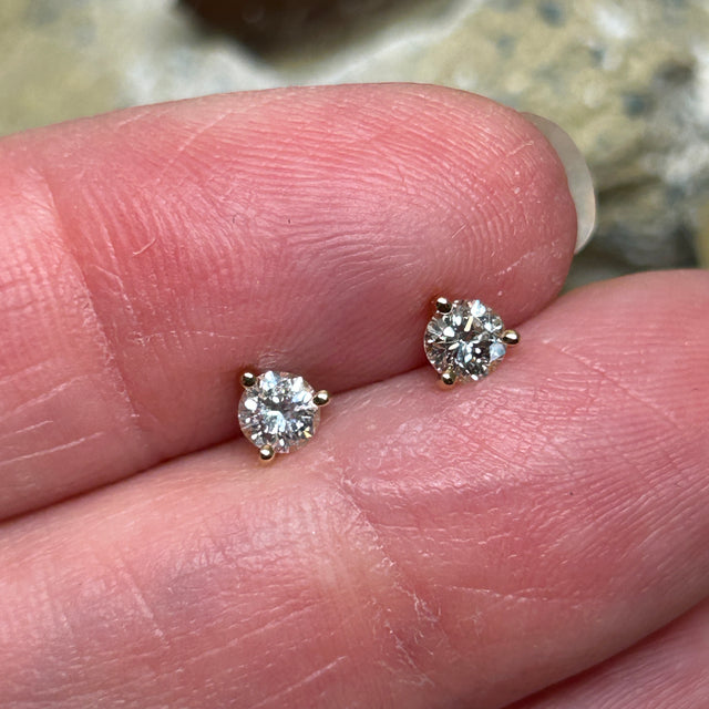 0.40ctw Diamond Studs 14KYG