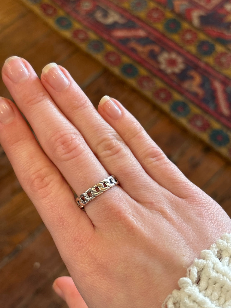 Links Ring