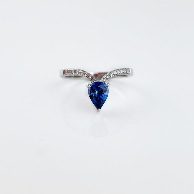 Blue Sapphire Vee Ring