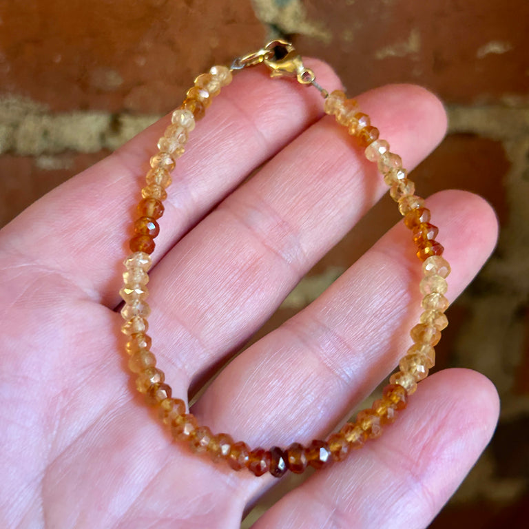Hessonite Garnet Ombré Bead Bracelet