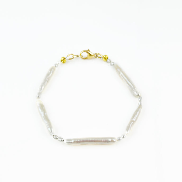 White Freshwater Stick Pearl Bracelet