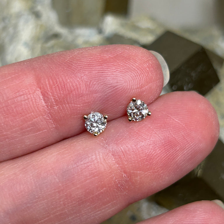 0.50ctw Diamond Studs 14KYG
