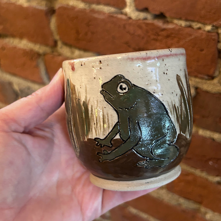 "Frog" Cups