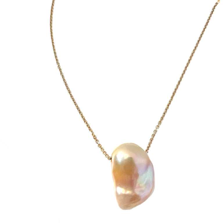 Peachy Pink South Sea Pearl Pendant Necklace