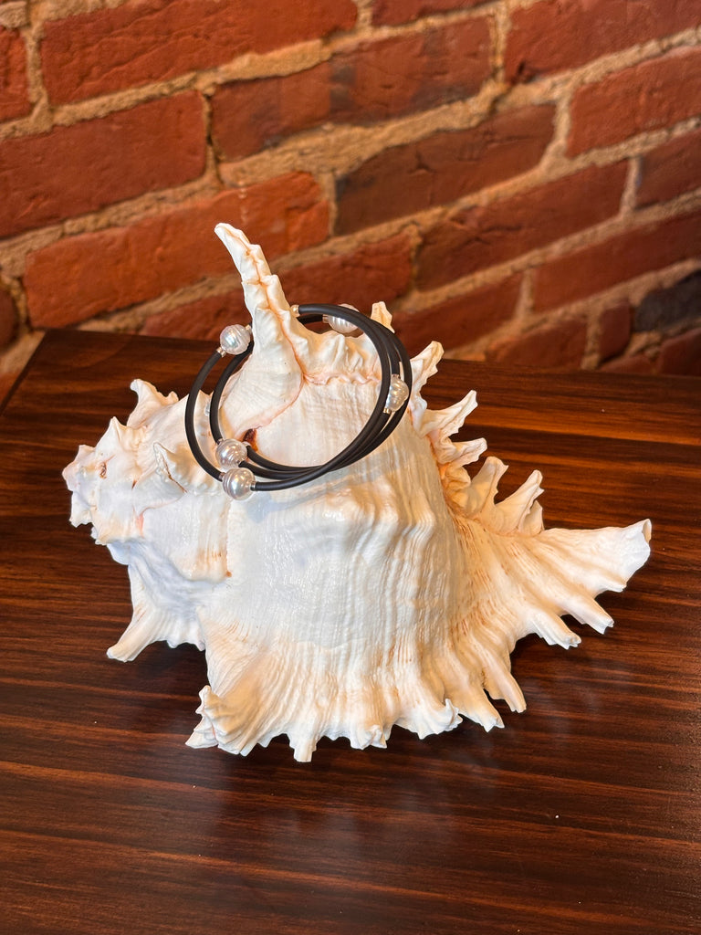 White South Sea Pearl Wrap Bracelet