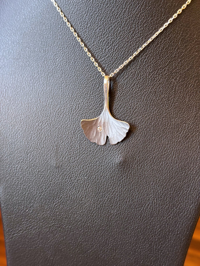 Ginkgo Leaf Pendant Necklace