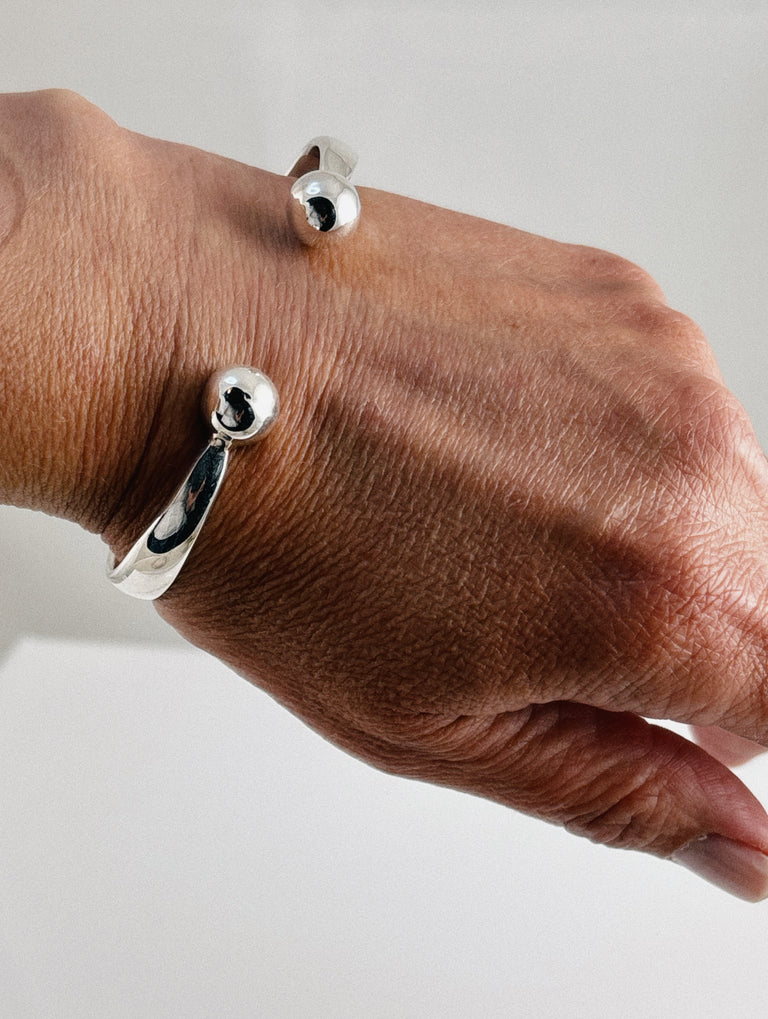 Double Ball Cuff
