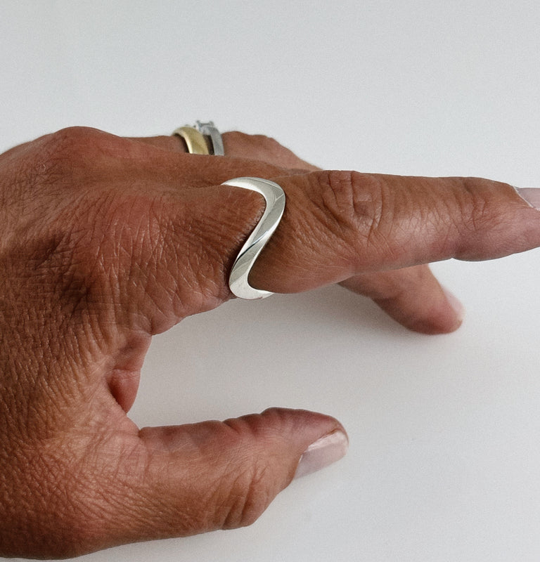 Paraboloid Wave Ring
