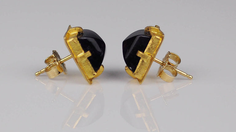 Natural amethyst stud earrings in 22k yellow gold by Michael Jensen Designs