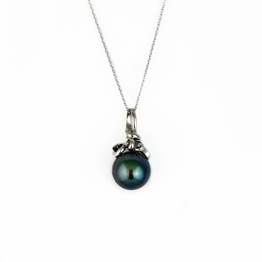 Tahitian Ribbon Pendant