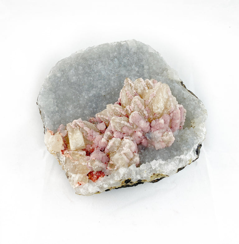 Red Fluorite, Heulandite, Apophyllite + Calcite in  Quartz Geode