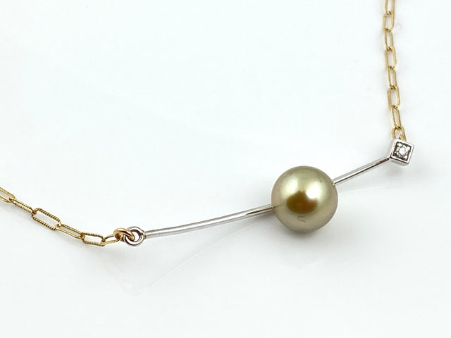 Pearl & Diamond Bar necklace