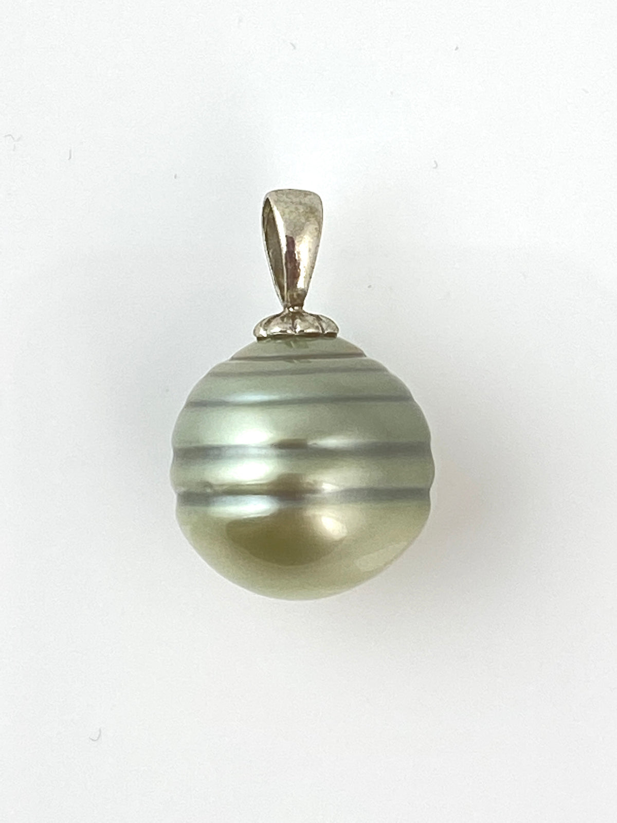 Tahitian Pearl Pendant Necklace